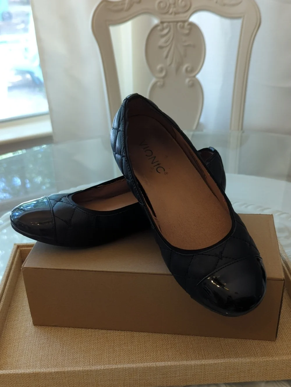 Vionic Black Quilted Ballet Flats with Patent Cap Toe 7